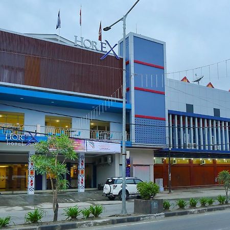 ホテル Horison Express Sentani ジャヤプラ エクステリア 写真